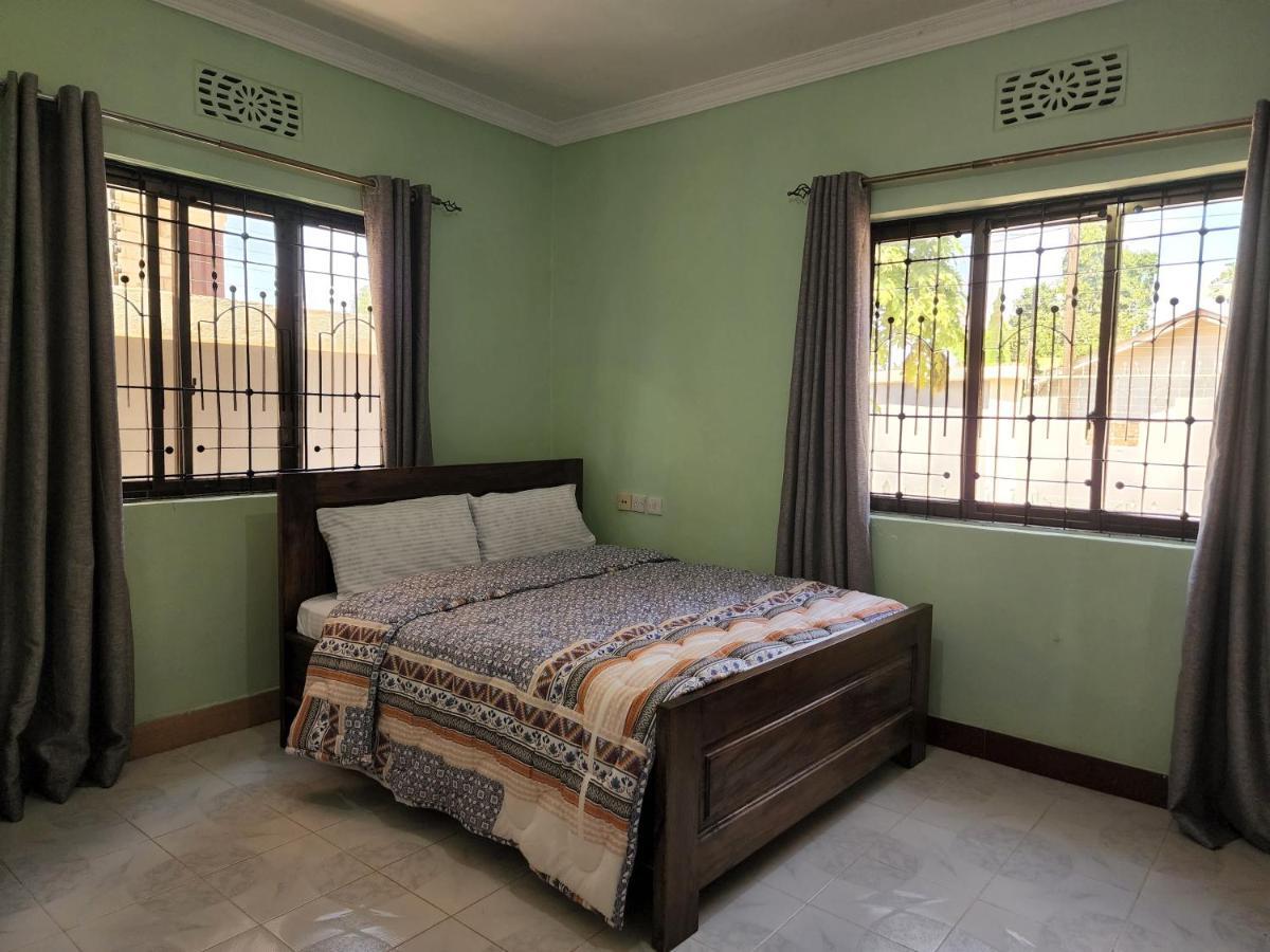 Abby'S Homestay Moshi Exterior photo